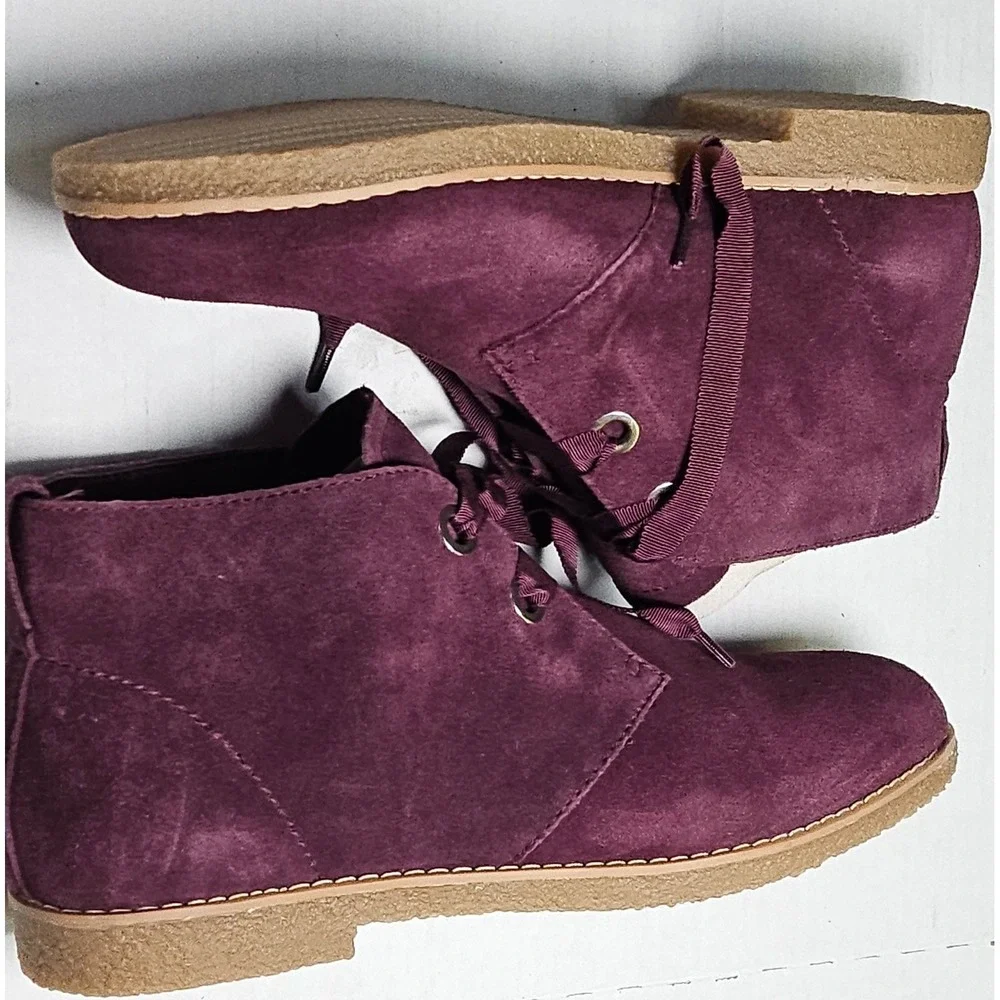 Isaac Mizrahi Live IM ZOE Dark‎ Red Suede Ribbon Lace Desert Boots Womens 7.5M
